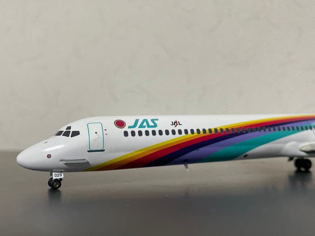 JA S旅客機MD-90 スケール1:200
