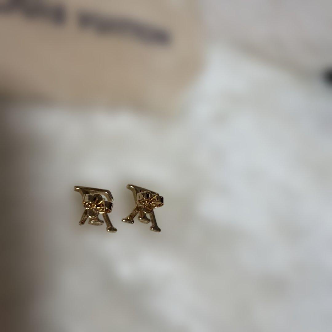 Louis Vuitton ロゴ入りピアス