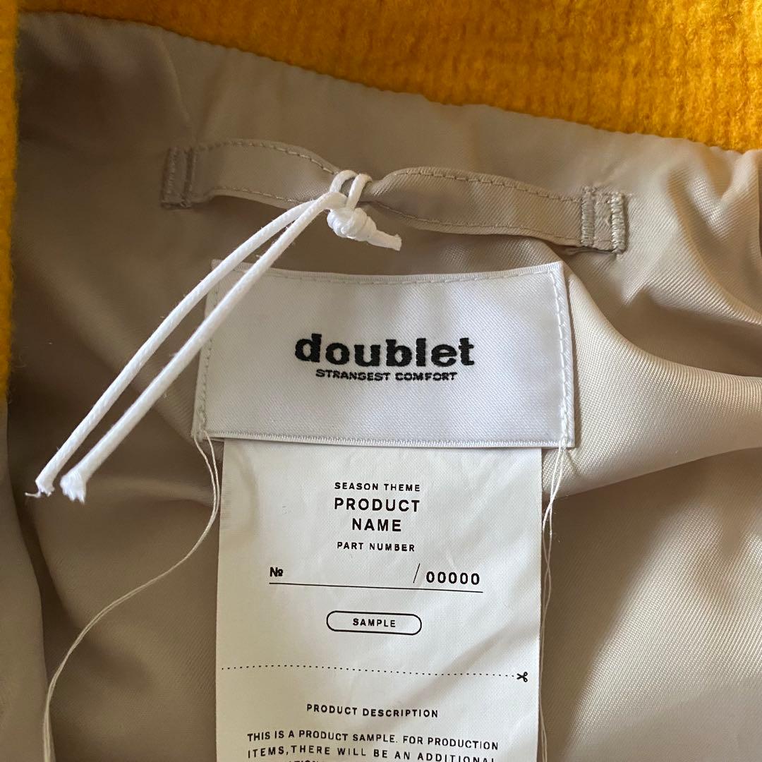 DOUBLET PETAL MOUTH HOOD VARSITY JACKET黄