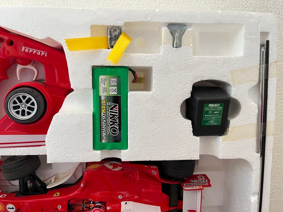 R/C フォーミュラ エボリューション シリーズ F2005 1：14スケール