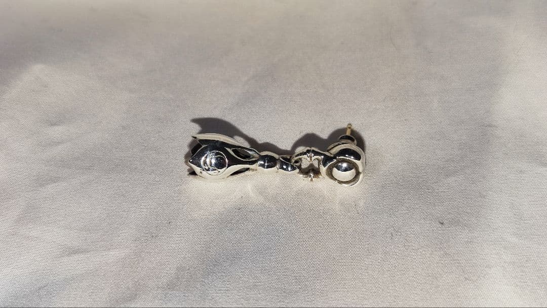 ロンワンズ　ティアベル　ピアス