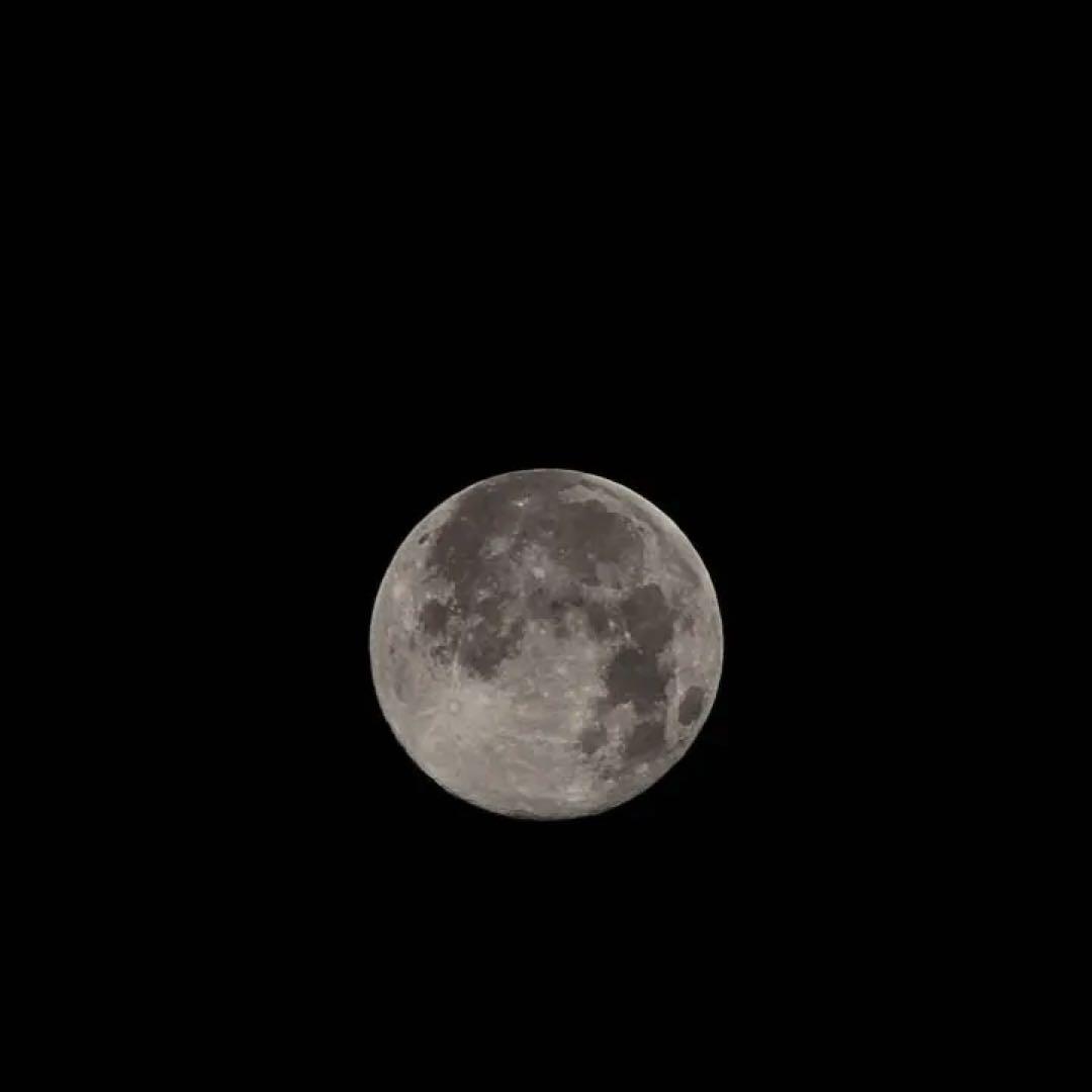 Canon EF 75-300mm is use ズームレンズf4-5.6