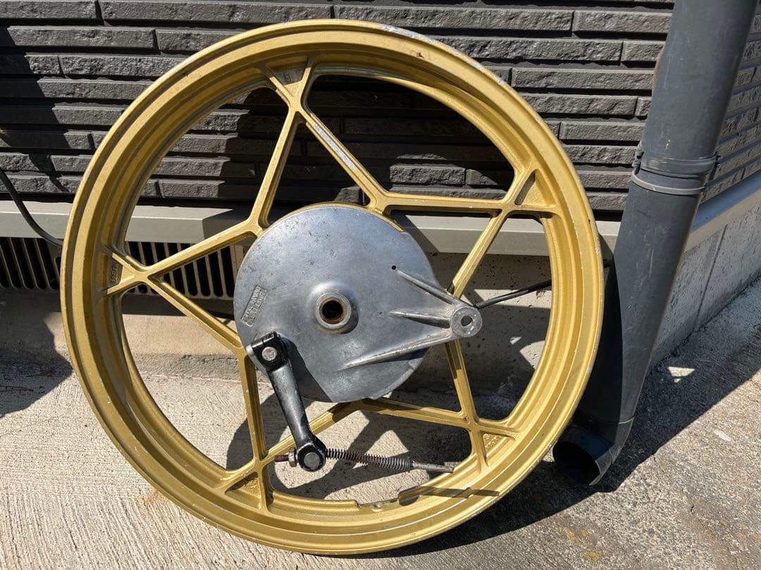 GSX400Eザリ？リヤホイール