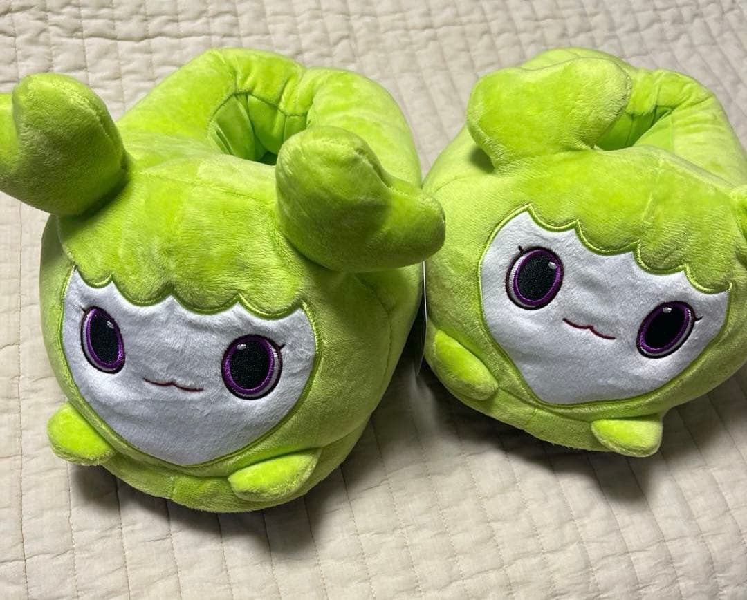 4点セット　TWICE LOVELYS ぬいぐるみスリッパ