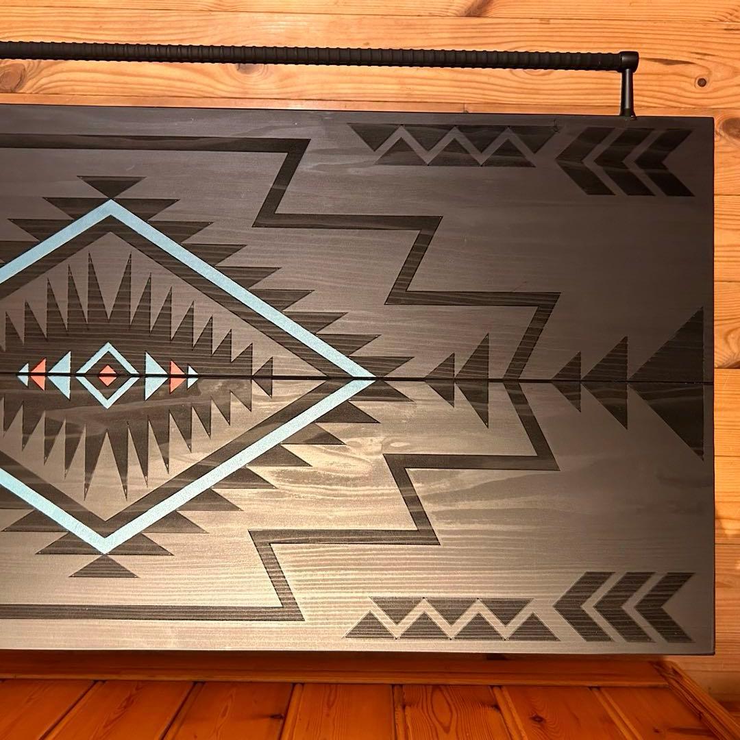 No.561 アイアンローテーブル オルテガテーブル　ネイティブ柄