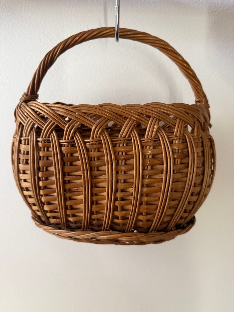 フランス　アンティークパニエ　蚤の市