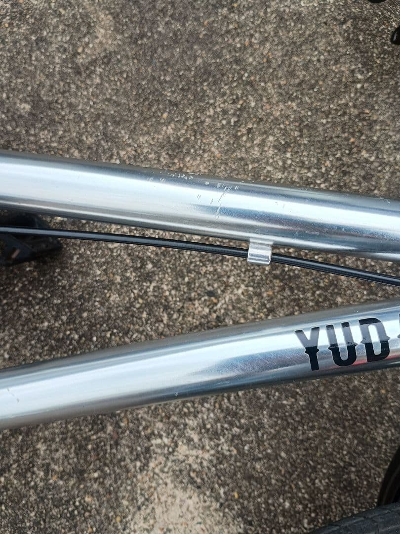 ダーカスワン　Durcus one SOLO 16インチ