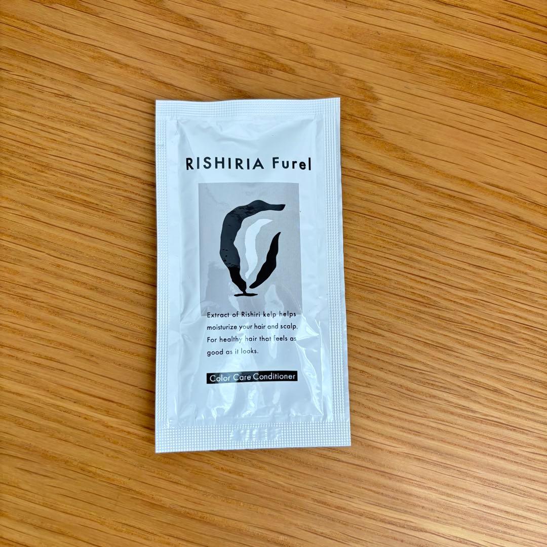 リシリアフレルカラーシャンプー ダークブラウン　本体＋詰め替え3つ【おまけ付き】