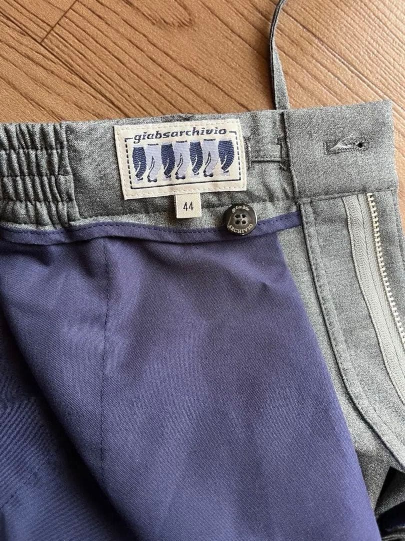 gabsarchiyo MASACCIO グレー スラックス 44