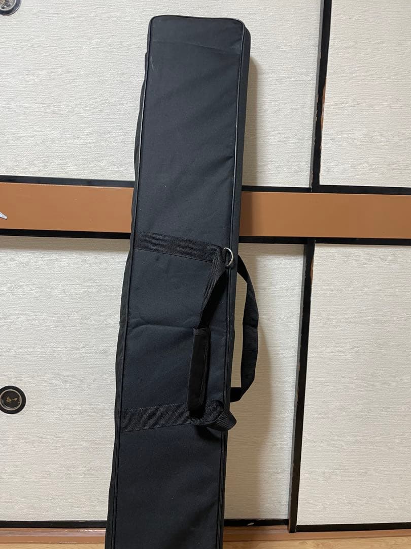 美品　CARINA ホワイト 88鍵盤電子ピアノ