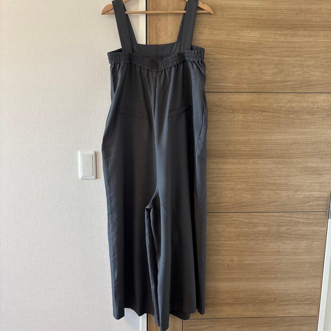 ◆あさ◆our しなやか素材のラップ風サロペット チャコールグレー