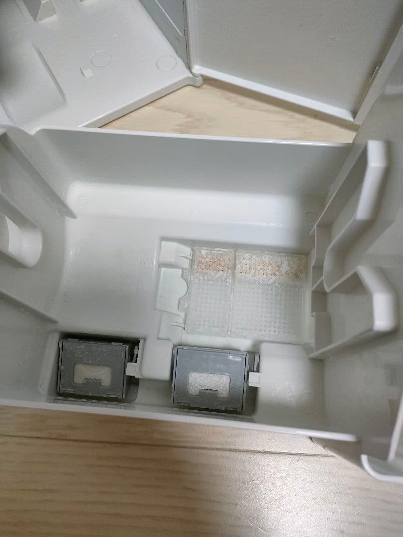 パナソニック　次亜塩素酸空間除菌脱臭機　ジアイーノ　F-JX1100V