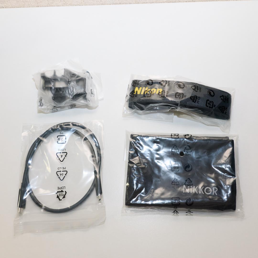 【シャッター数5000回未満 美品！】Nikon ニコン Z6III ボディ