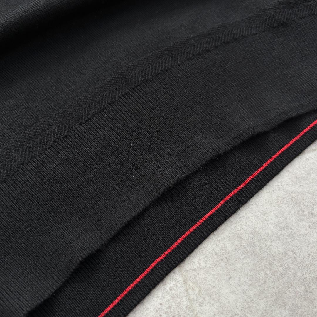 【腕章ロゴ・バックロゴ】BRIEFING/クルーネックニットセーター/黒/L