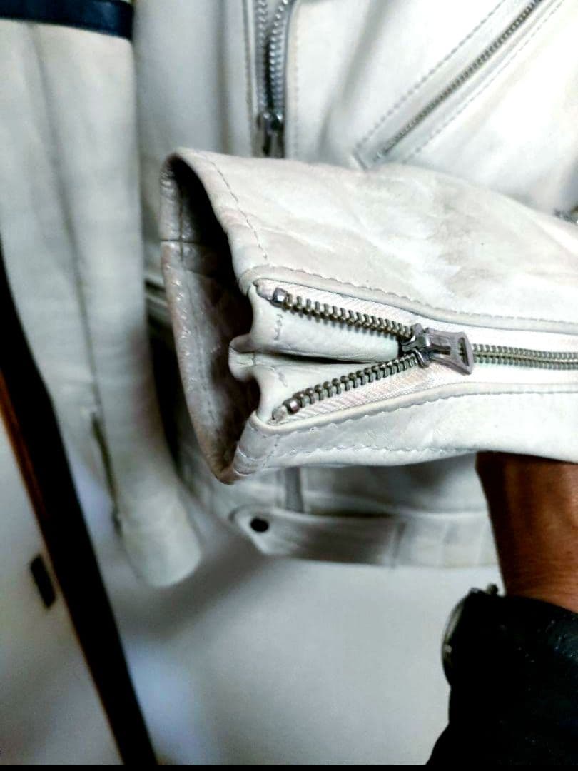 現行タグ　良品　Schott ホワイト ダブルライダースジャケット　ユーズド加工