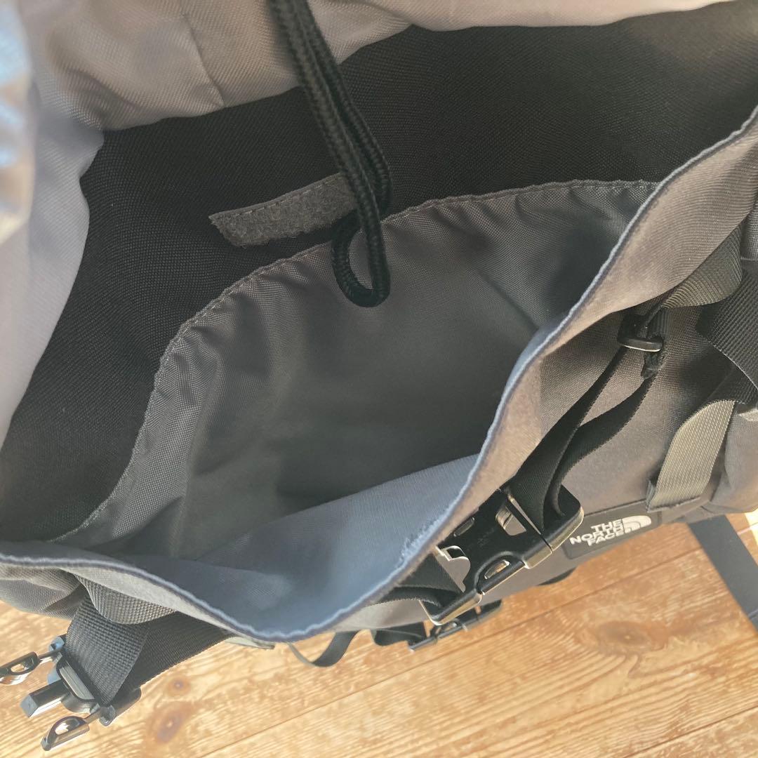 美品✨ザ・ノースフェイス　リュック　通勤通学　PC ブラック　28L