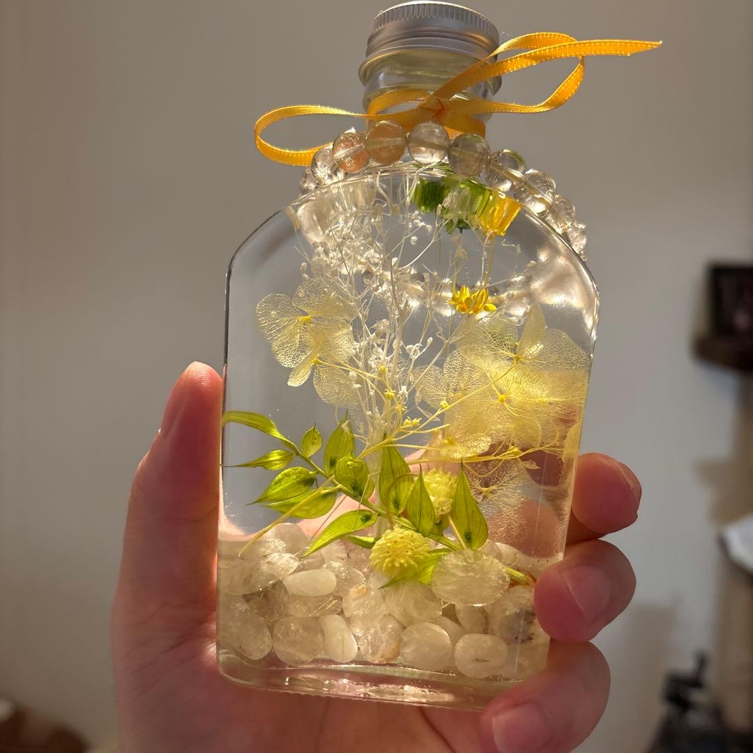 ゴールドパワーハーバリウム！ルチル入り！綺麗！