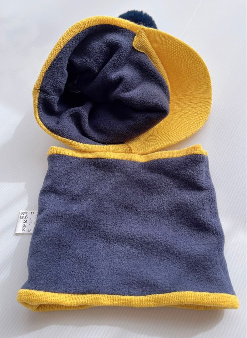 テーラーメイドゴルフ　防寒3点セット　中綿ジャケット　スカート　ハイネック