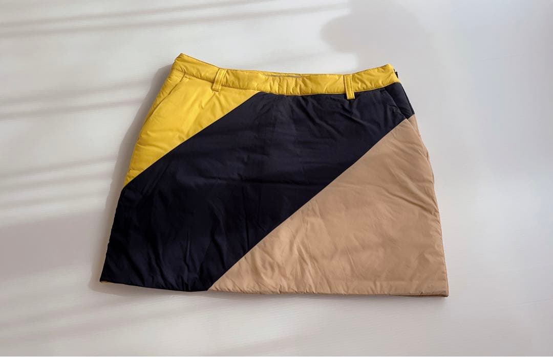 テーラーメイドゴルフ　防寒3点セット　中綿ジャケット　スカート　ハイネック