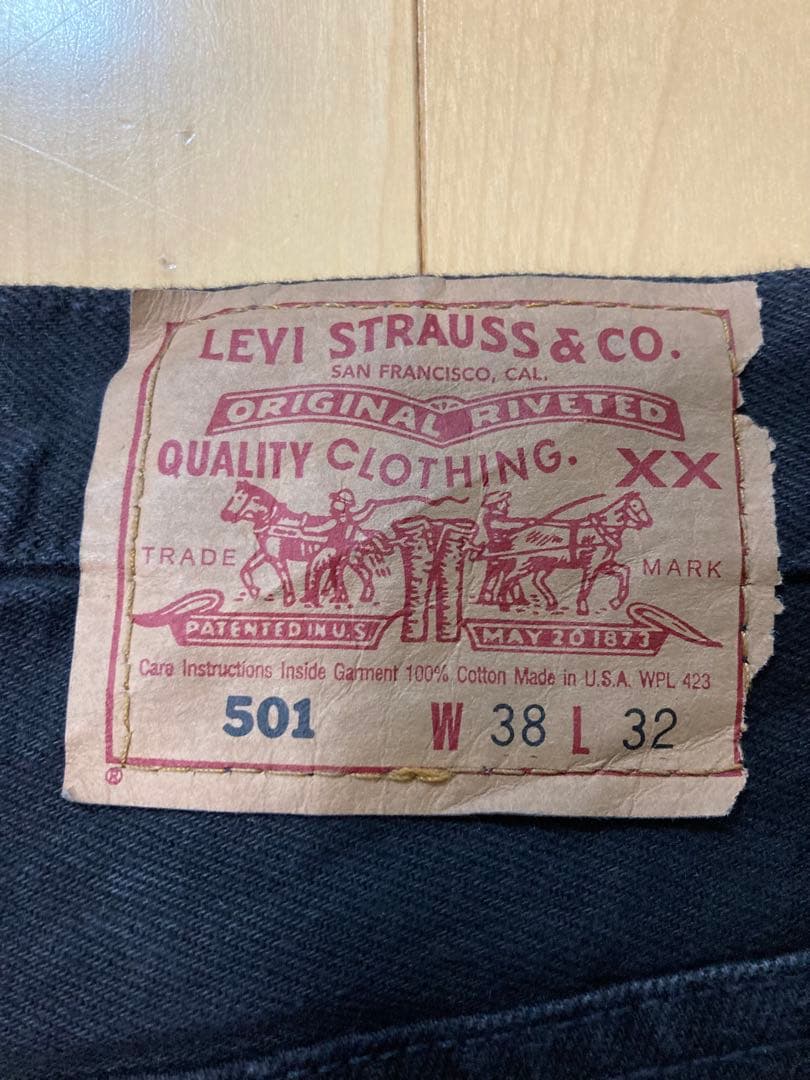 Levi’s 501 ブラック炭黒フェードUSA製 W38 ボタン520