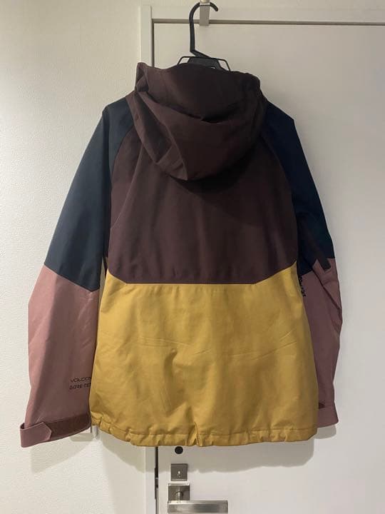 Volcomスノーボードジャケット&パンツセット