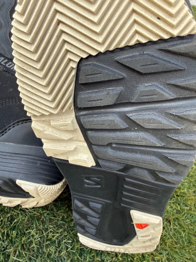 美品 SALOMON スノーボードブーツ 23.5cm