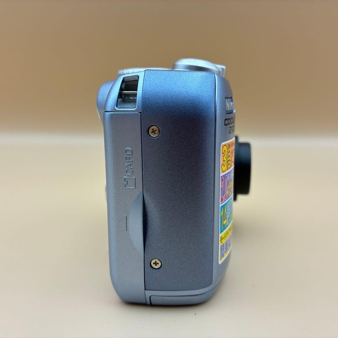 希少・美品★ Nikon COOLPIX 2100 単3電池 Y2Kレトロ