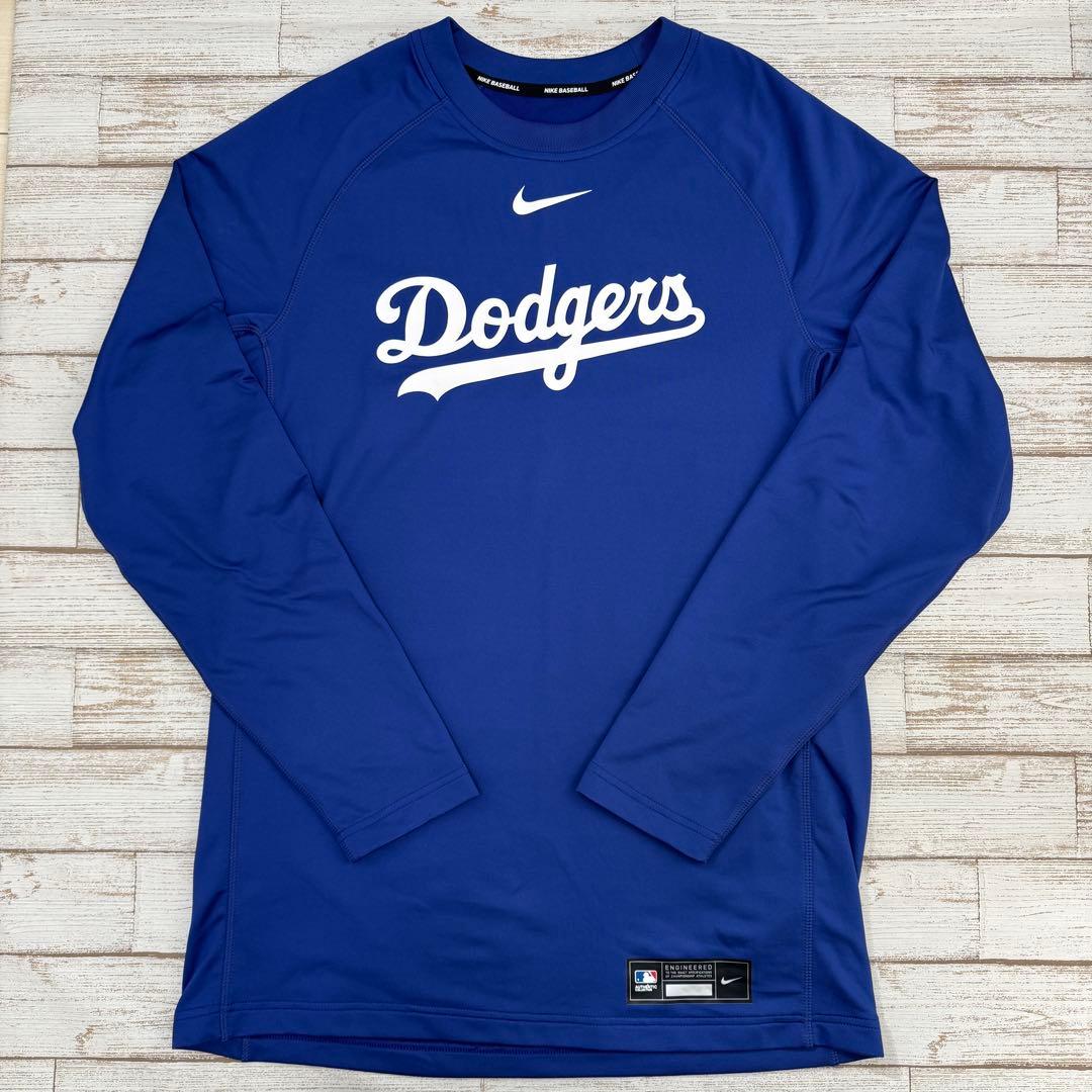 NIKE ドジャース 2025年 オーセンティック ロングスリーブ プルオーバー
