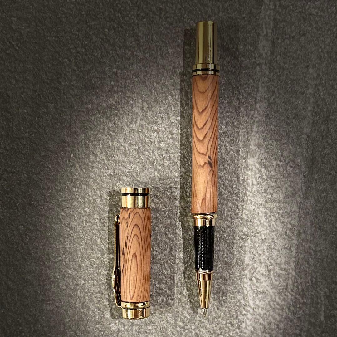 屋久杉（瘤.コブ）超貴重ボールペン。① - メルカリ