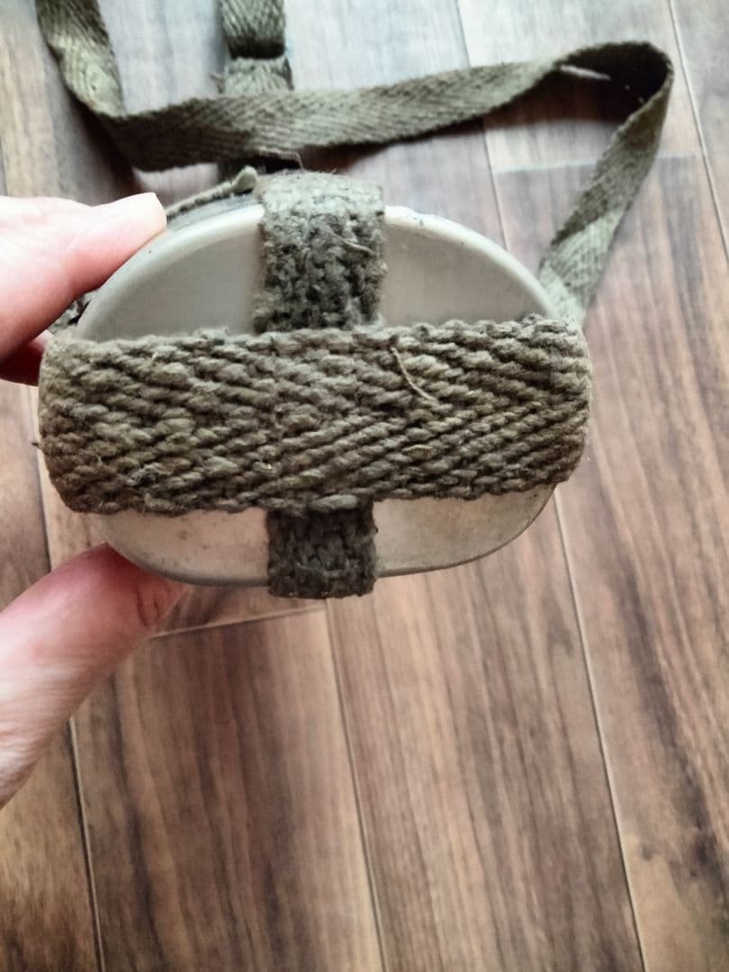 戦時中水筒２点 ＋おまけ本1冊 昭和レトロ 戦争遺品