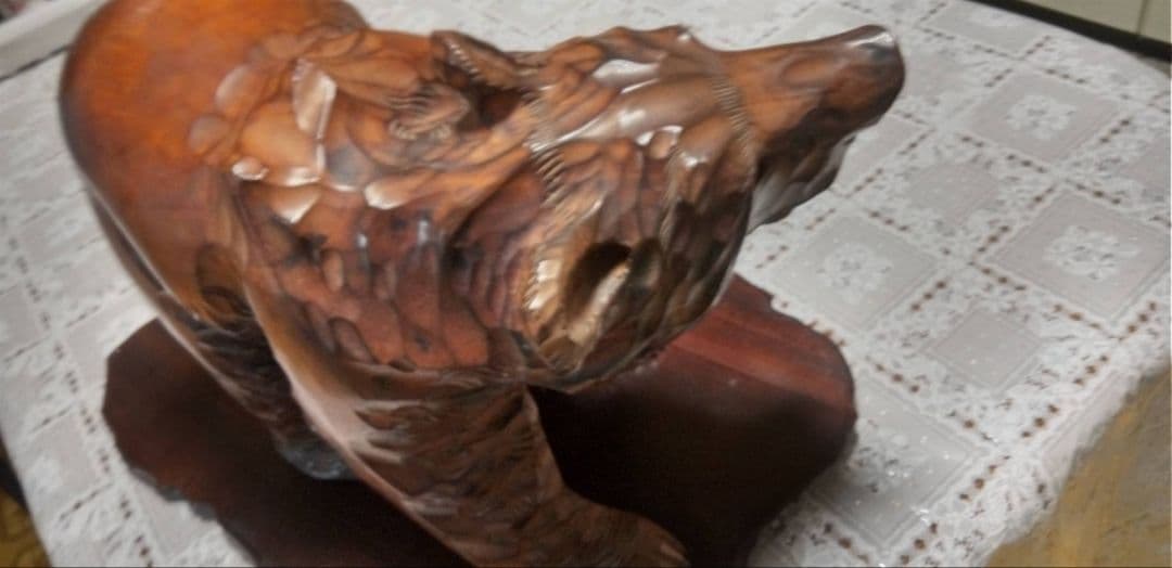 木彫りの熊 置物 　★美品　★一点物　bear wood carving