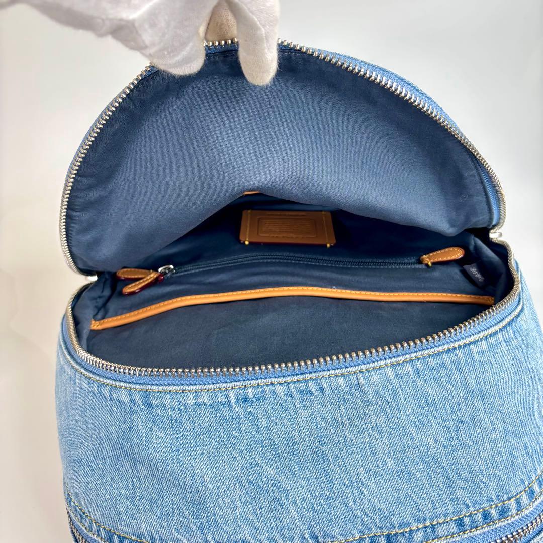 新品未使用 コーチ チャーター バックパック デニム インディゴ リュック　タグ