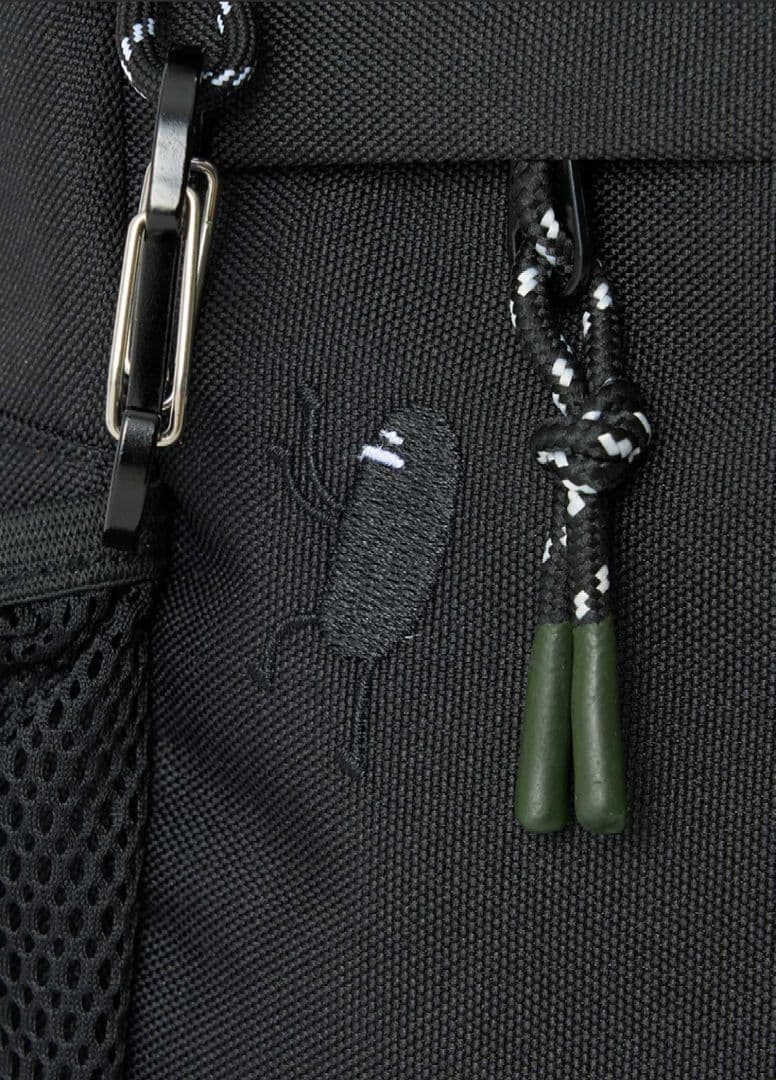 ビューティフルシャドーズーム｜カスタムバックパック 男女兼用 新品