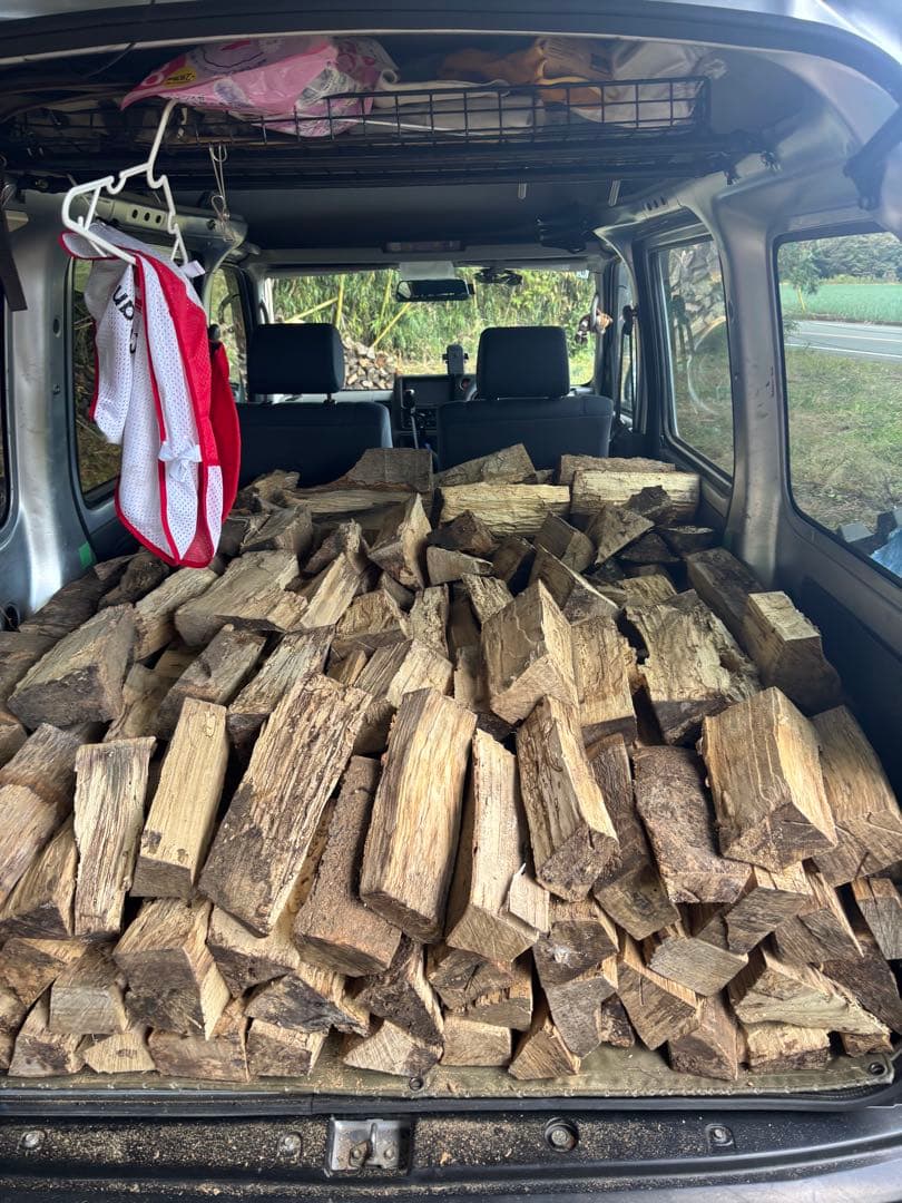 ご注意‼️引き取りのみ‼️薪活❗️軽トラ一杯