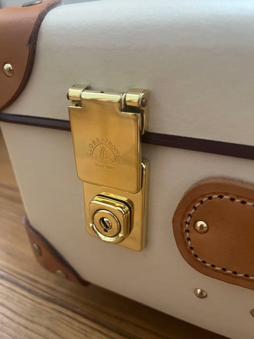 ソラマメ　GLOBE TROTTER アイボリー