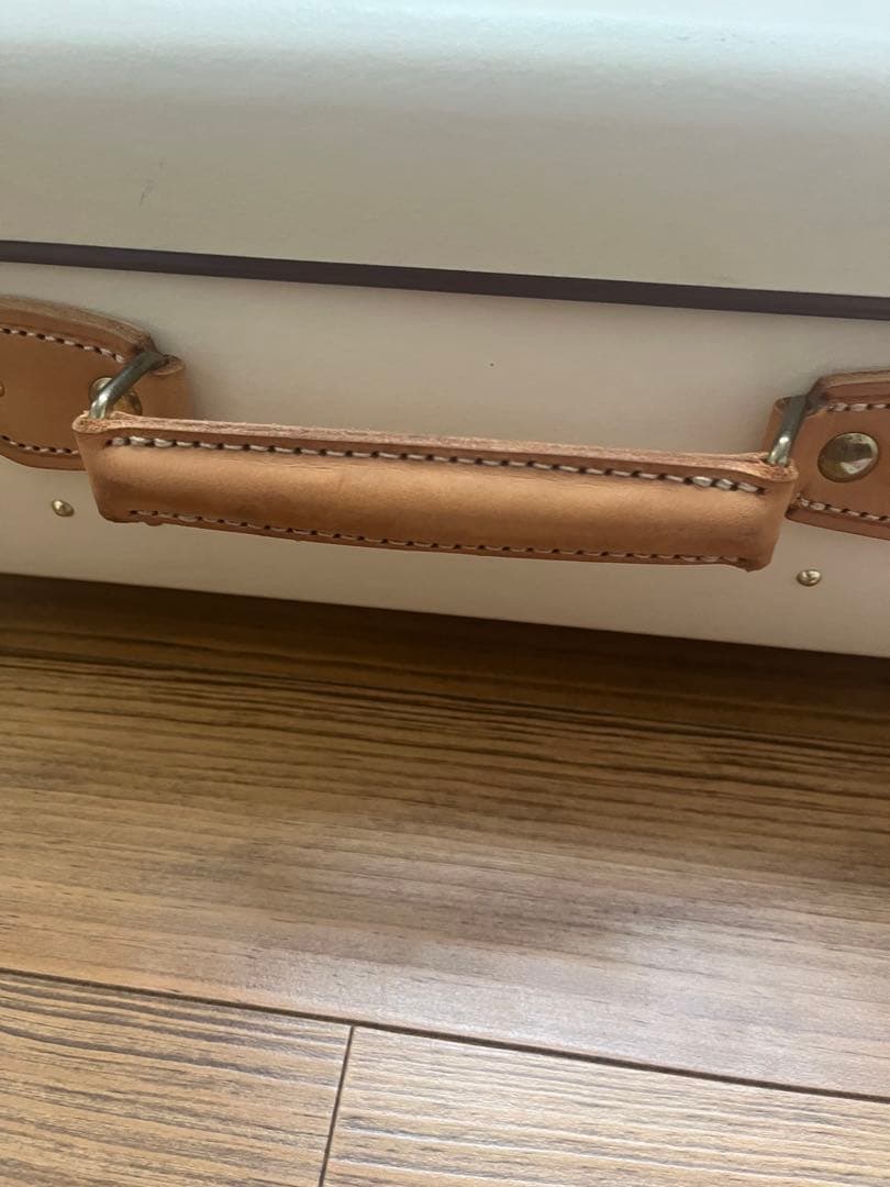 ソラマメ　GLOBE TROTTER アイボリー