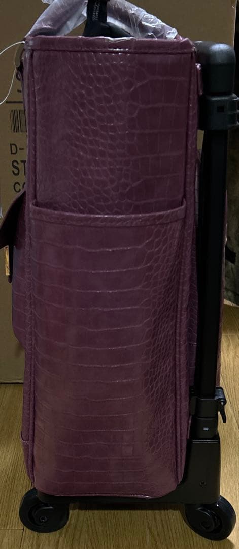 スワニー キャリーケース　クロコダイル型押し４輪ストッパー付き ＜Ｌサイズ＞