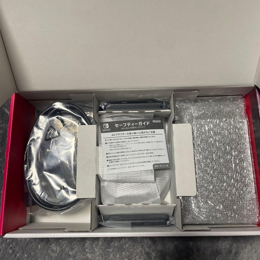 新品‼️ 美品✨️Nintendo Switch 本体