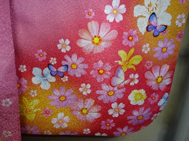 女児四つ身着物単品　pinkボカシ