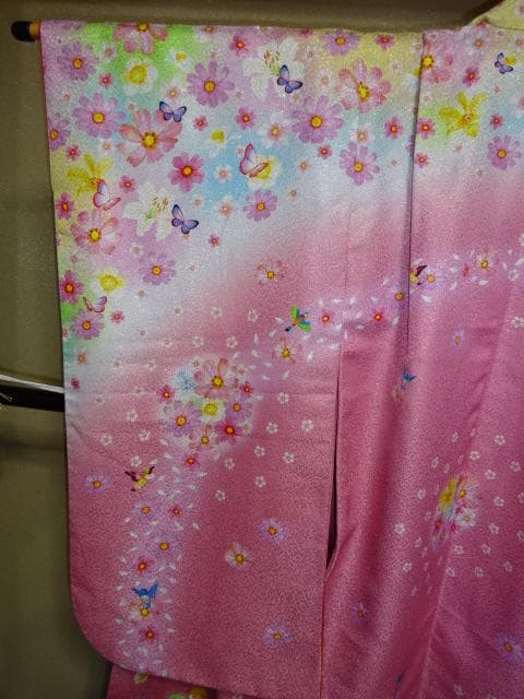 女児四つ身着物単品　pinkボカシ