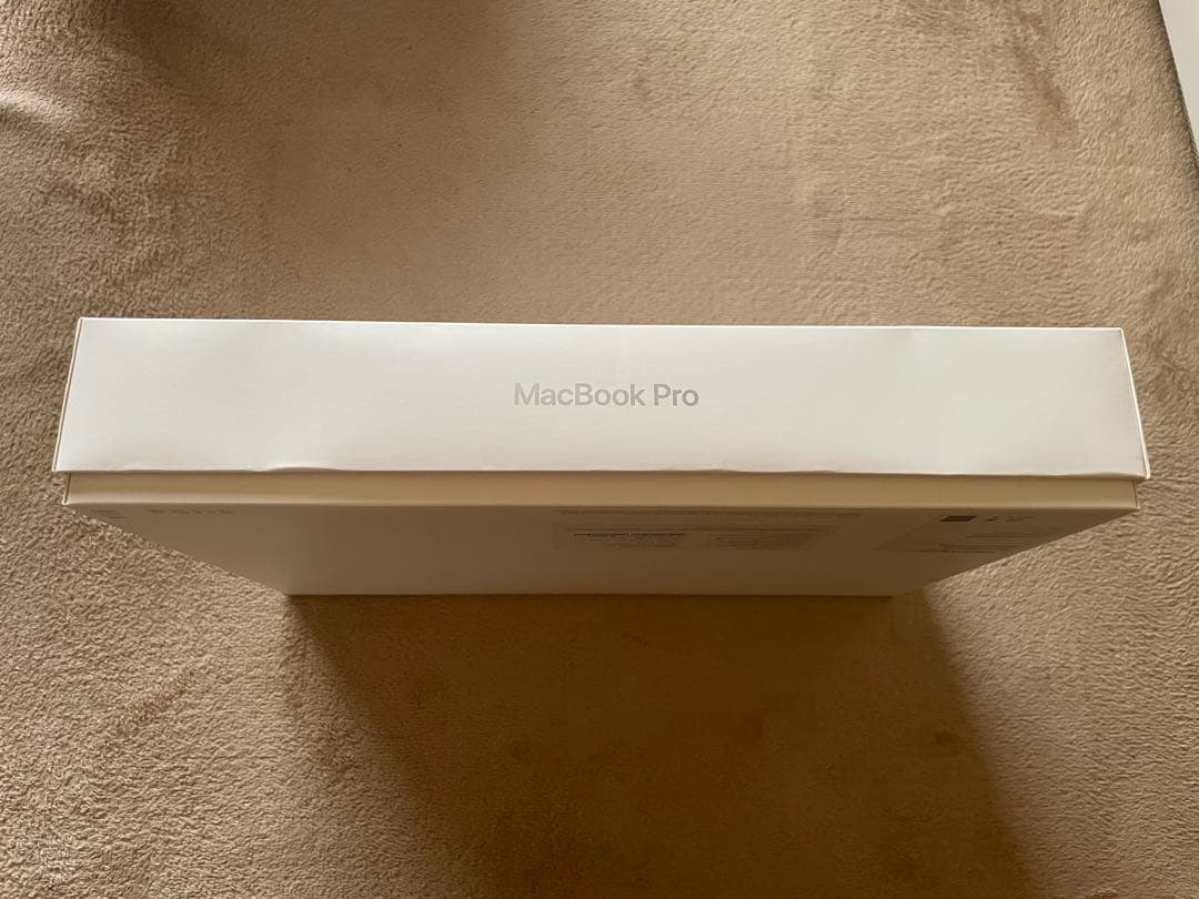 MacBook Pro 2016 15インチ i7 16GB 512GB US