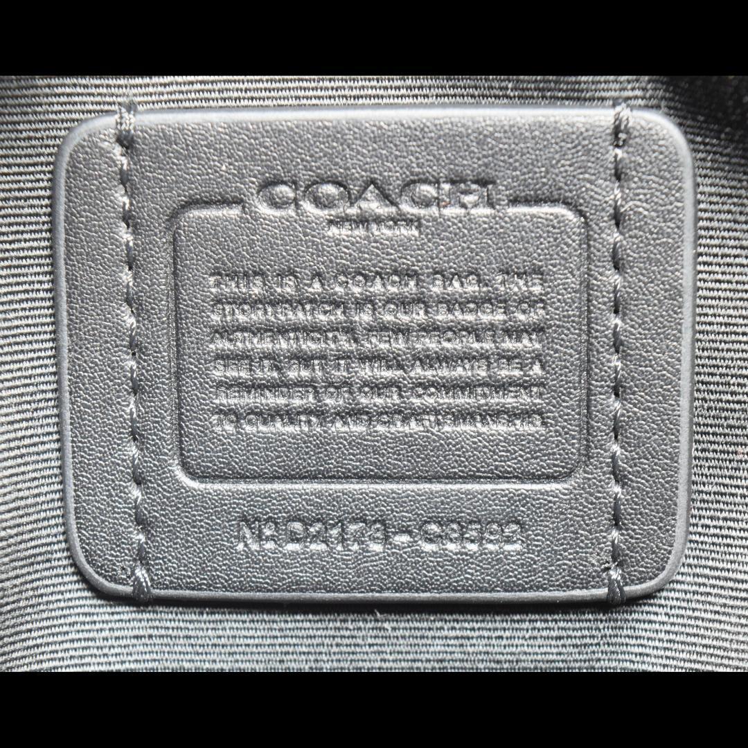 【新品未使用】COACH　コーチ　リュック バックパック　レディース　蜂柄