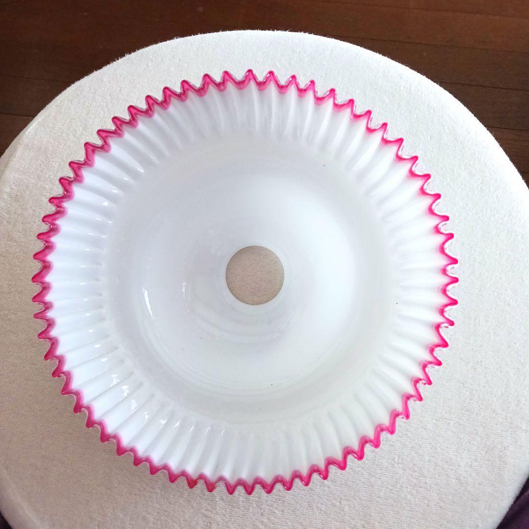 大正ガラス　アンティーク　　プリーツランプシェード