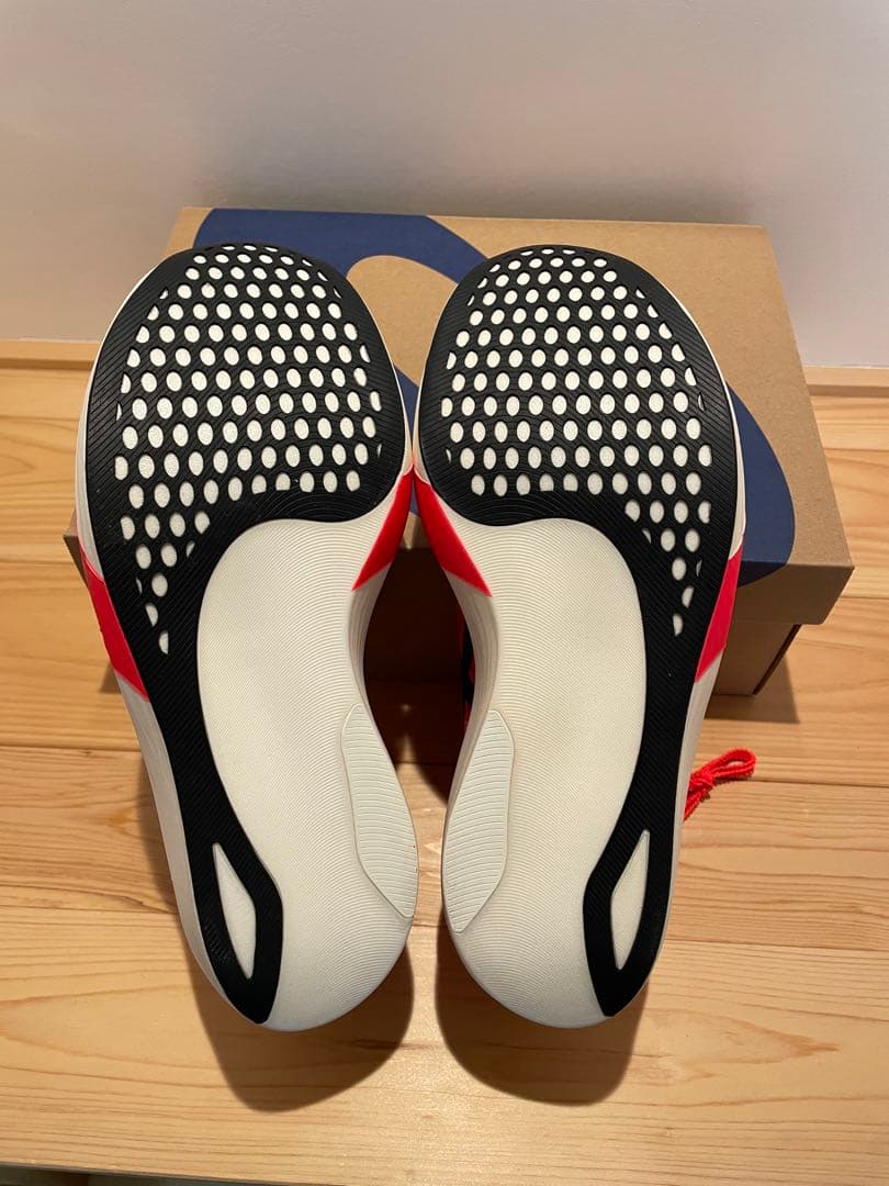 ASICS ランニングシューズ オレンジ