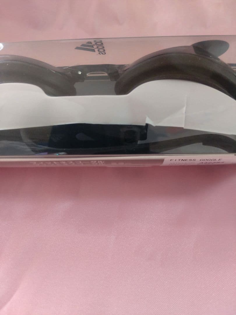 カリメロ　ナイキ セパレート水着 L adidasゴーグル speedo