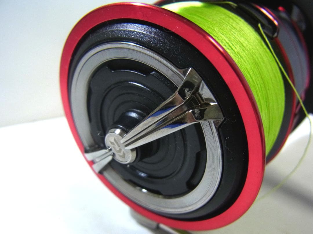 DAIWA FUEGO LT 5000D-CXH GOMEXUS ダイワ リール