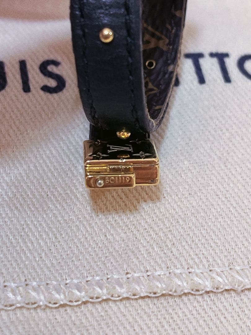 ルイヴィトン モノグラム サークルLV リバーシブル ブレスレット