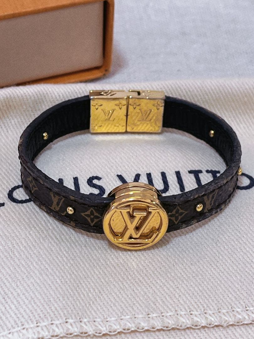 ルイヴィトン モノグラム サークルLV リバーシブル ブレスレット