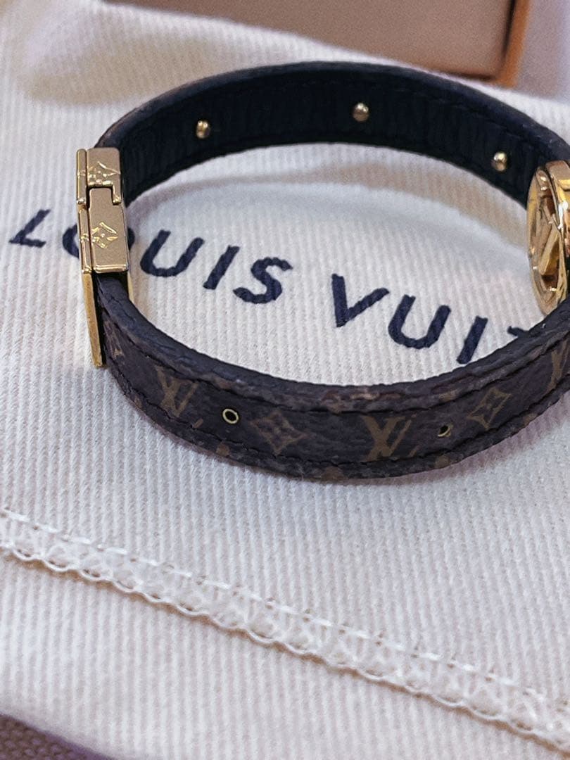 ルイヴィトン モノグラム サークルLV リバーシブル ブレスレット