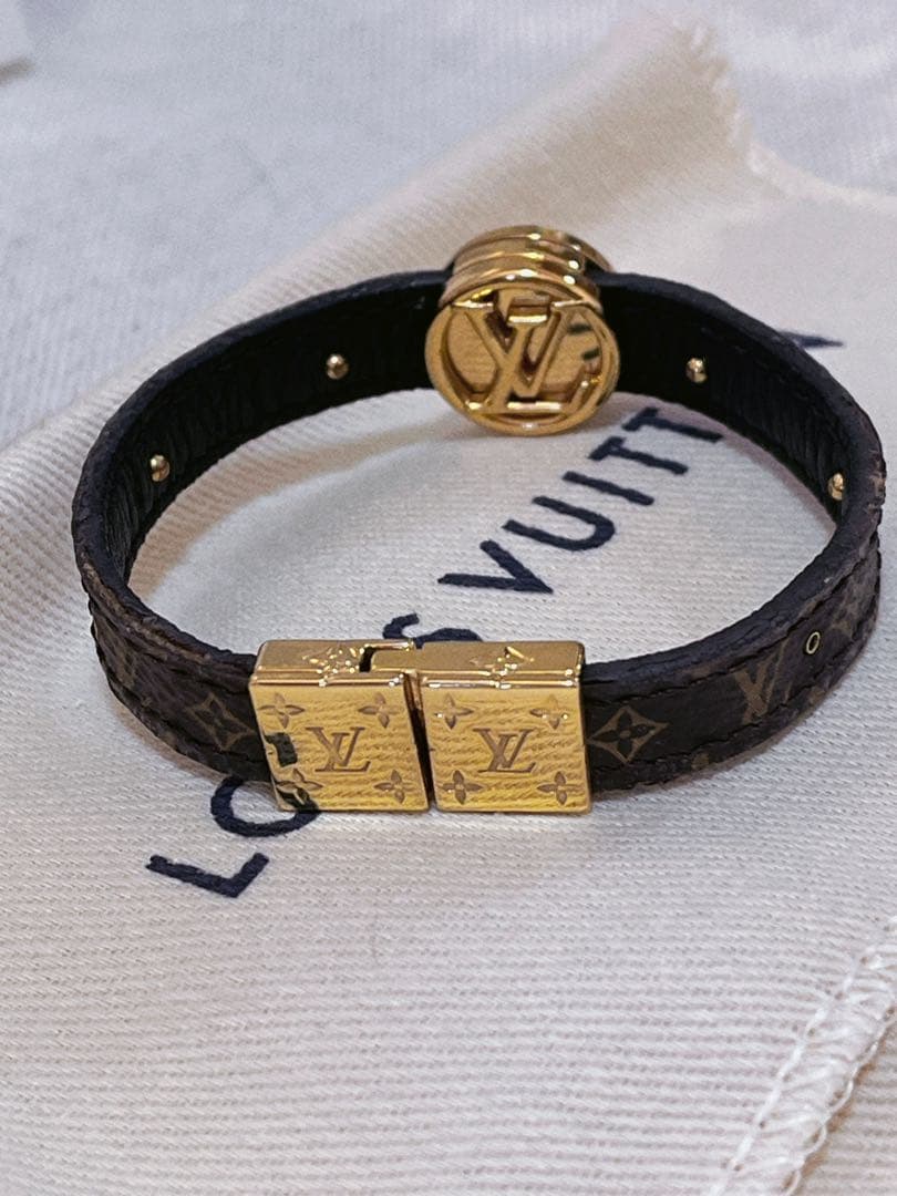ルイヴィトン モノグラム サークルLV リバーシブル ブレスレット